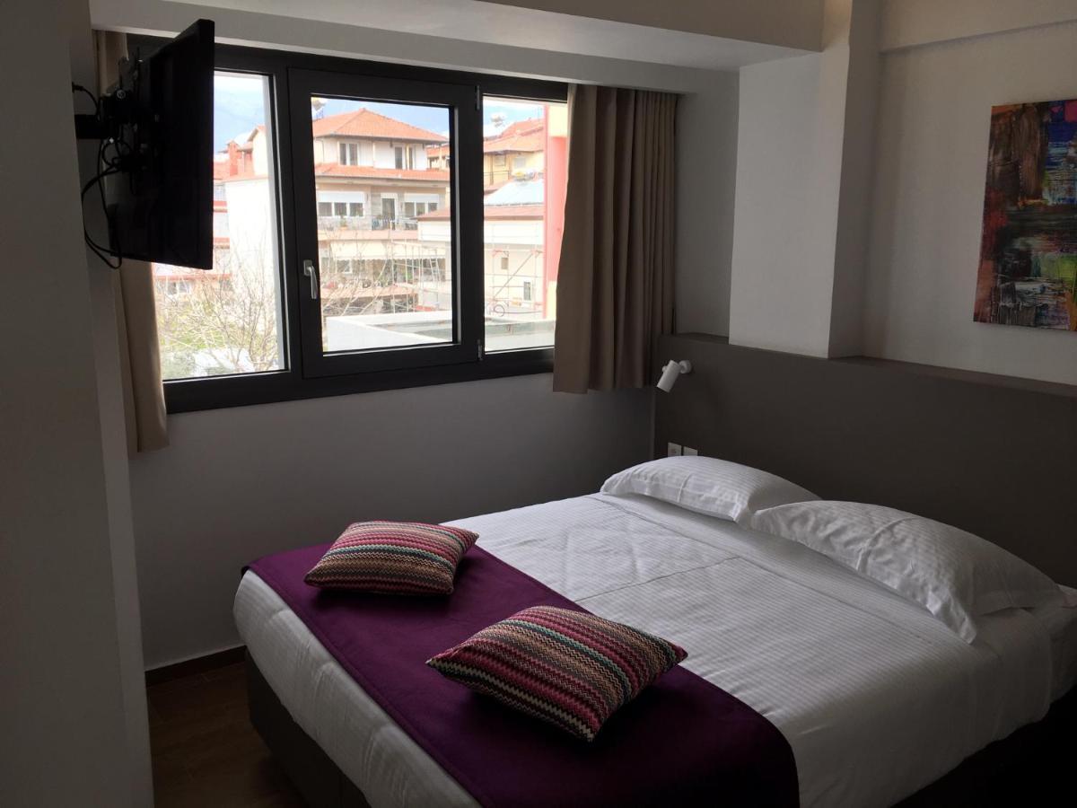 לפטוקריה Olympos Suites Apartments מראה חיצוני תמונה